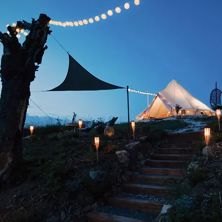 Zálesie Glamping *