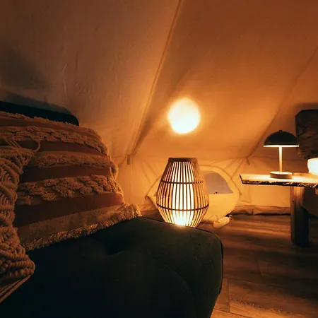 Zálesie Glamping * Kostolna Ves