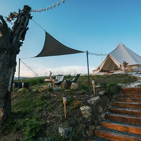 Zálesie Glamping Luxusní stan Kostolna Ves